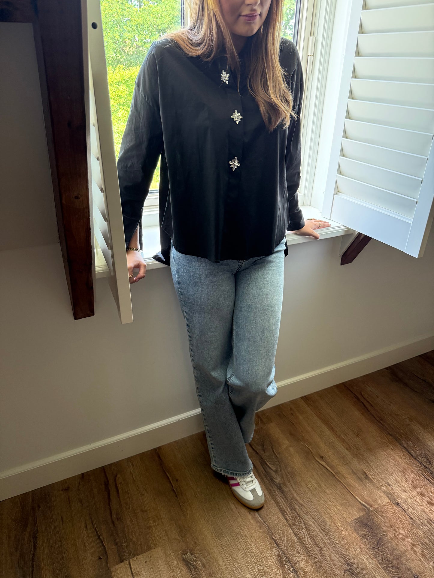 BIBI BLOUSE - ZWART