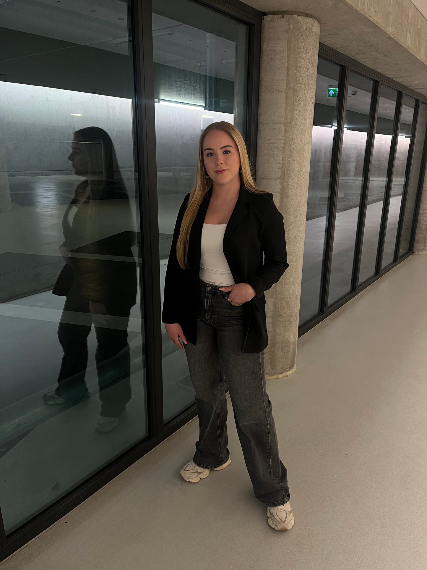 LISA BLAZER -ZWART