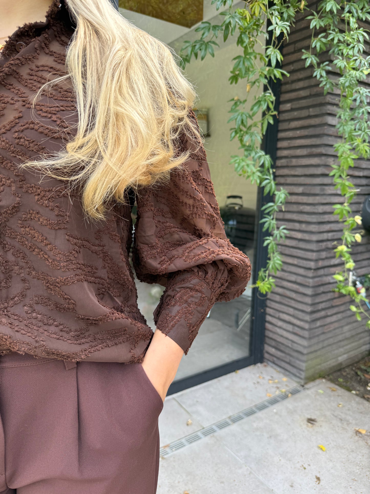 MAYA BLOUSE - BRUIN