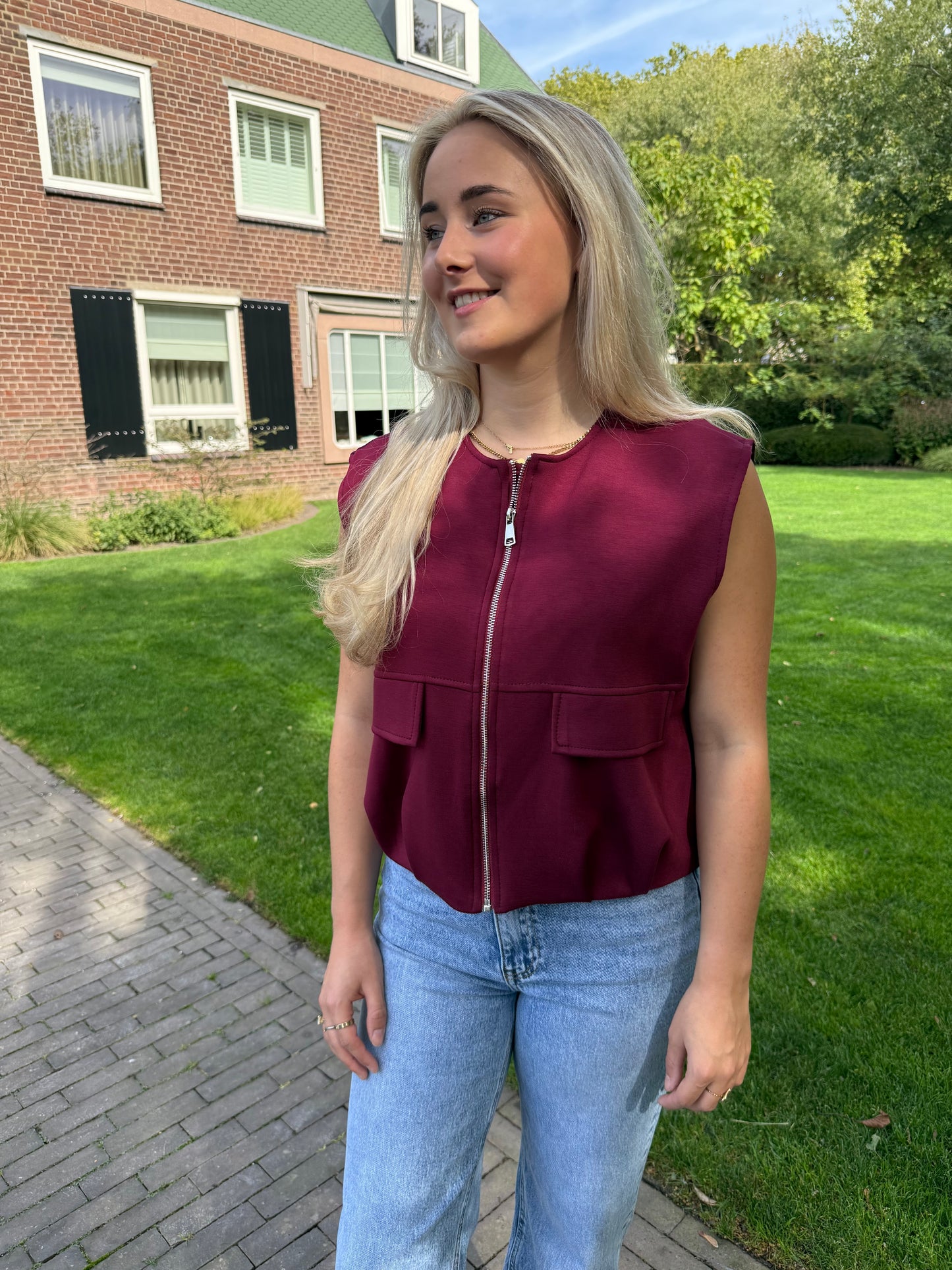 DEMI GILET - BORDEAUXROOD