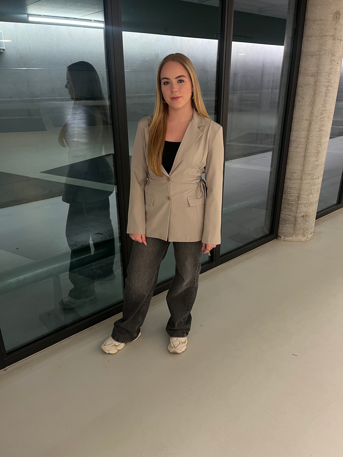 WAIST BLAZER - BEIGE